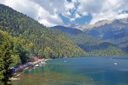 Lago Ritsa