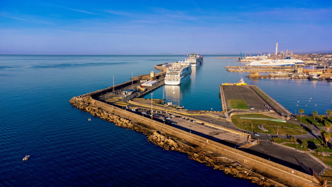 Il porto di Civitavecchia