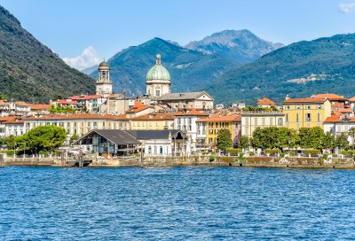 La citt di Verbania vista dal Lago Maggiore