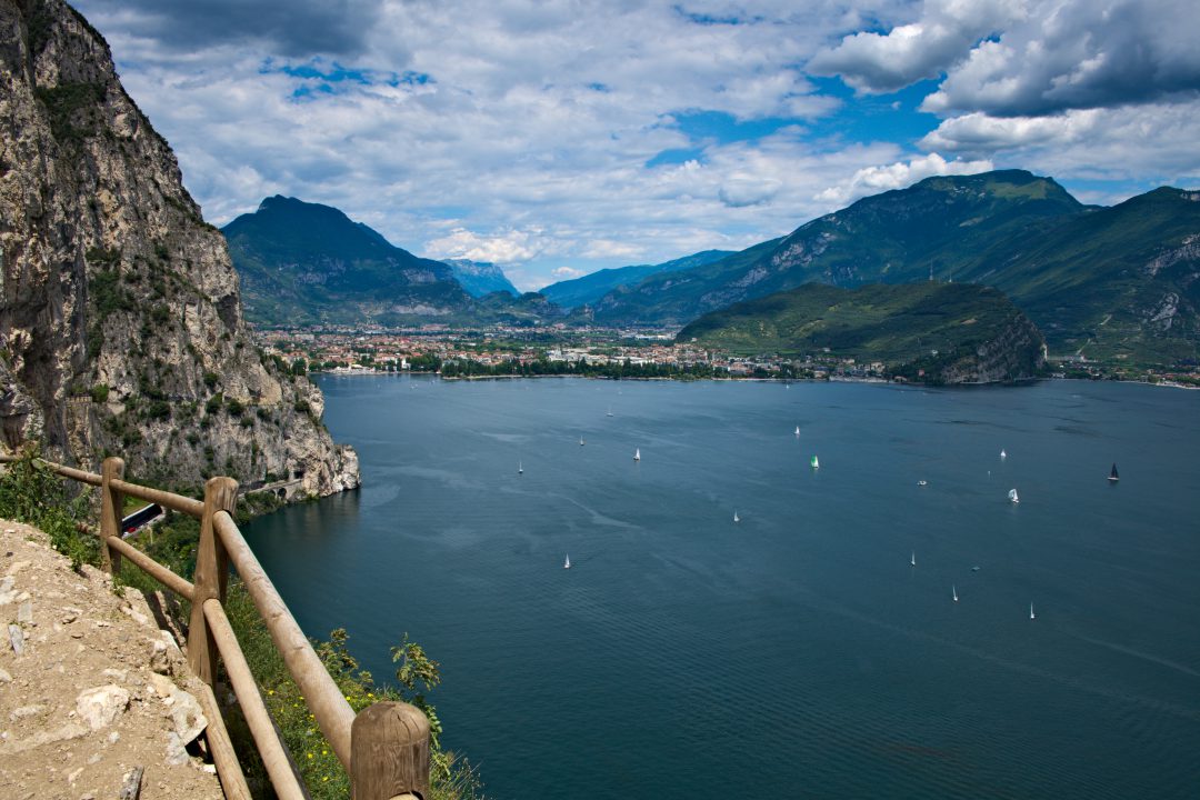 Lago di Garda visto dal sentiero della Ponale